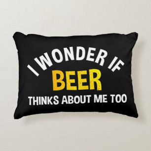 Ich frage mich, ob Bier auch an mich denkt Dekokissen