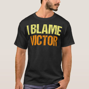 Ich gebe Victor Funny Friends Spaß Buddy weiß es A T-Shirt