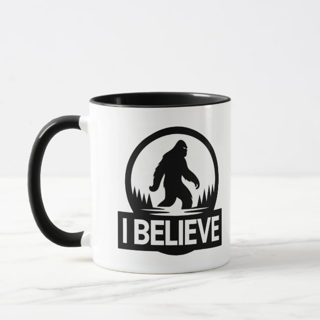 Ich glaube an Bigfoot Tasse (Links)