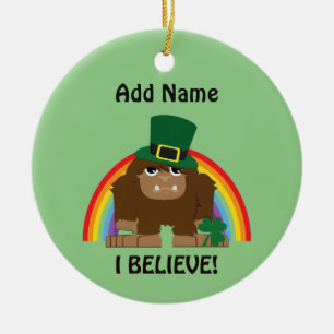 Ich glaube! Bigfoot Leprechaun Keramik Ornament