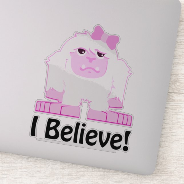 Ich glaube, Niedlicher Cartoon Girl Yeti Aufkleber (Detail)