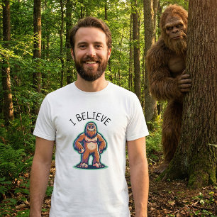 Ich glaube Sasquatch Bigfoot  T-Shirt