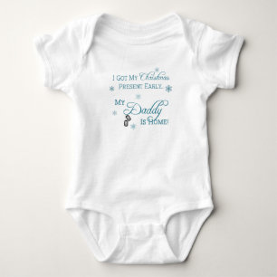 Ich got mein Weihnachtsgeschenk früh… Baby Strampler
