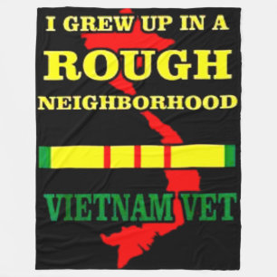 ICH GREIFE IN EINER GROSSEN NACHBARSCHAFT AUF FLEECEDECKE