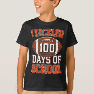Ich habe 100 Tage Schulfußball bis zum 100. T-Shirt