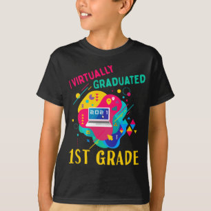 Ich habe 2021 praktisch den 1. GRADE absolviert.T- T-Shirt