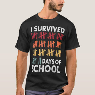 Ich habe 67 Schultage Überlebt Lustiges 67 Zähl-Ma T-Shirt