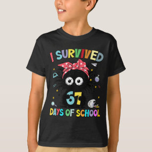 Ich habe 67 Tage Schule überlebt Lustige schwarze T-Shirt
