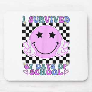 Ich habe 67 Tage Schule überlebt Lustiges 67 Meme Mousepad