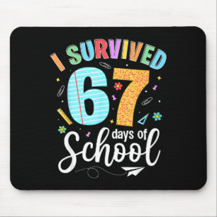 Ich habe 67 Tage Schule überlebt Lustiges Meme Leh Mousepad