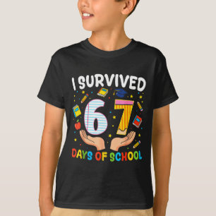 Ich habe 67 Tage Schule überlebt Lustiges Meme Leh T-Shirt