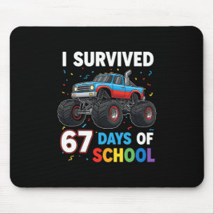 Ich habe 67 Tage Schule überlebt Six Seven Meme fü Mousepad