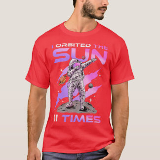 Ich habe die Sonne 11 Mal, 11. Geburtstag Astronau T-Shirt
