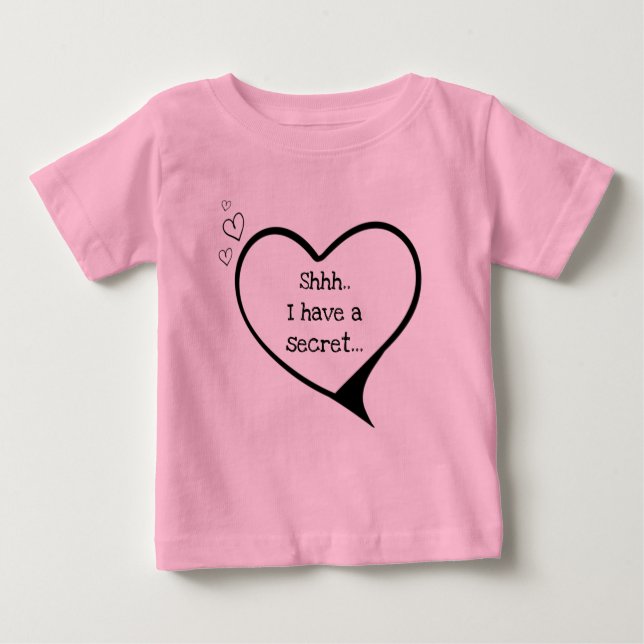 Ich habe eine geheime, große Schwester, die sich a Baby T-shirt (Vorderseite)