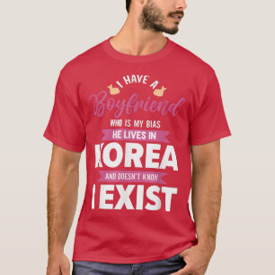 Ich habe einen Freund, der mein Bias ist, den er i T-Shirt