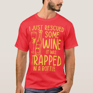 Ich habe gerade etwas Wein gerettet, es war in ein T-Shirt