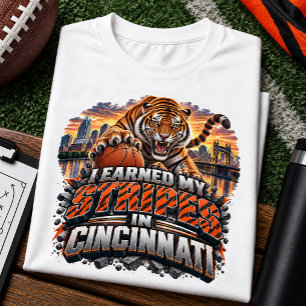 Ich habe meine Streifen im Cincinnati Football Fan Tri-Blend Shirt