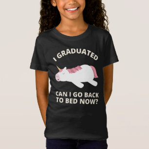 Ich habe meinen Abschluss Ich kann jetzt wieder in T-Shirt