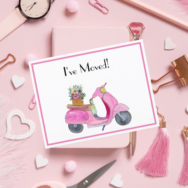 Ich habe mich bewegt! Pink Watercolor Scooter mit  Ankündigungspostkarte (Von Creator hochgeladen)