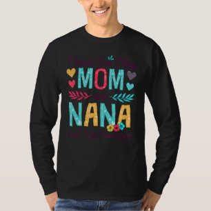 Ich habe zwei Titel Mama und Nana Frauen Blumendek T-Shirt