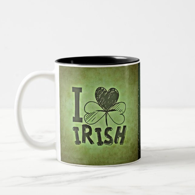 Ich höre irisches Kleeblatt St. Patrick's Day Zweifarbige Tasse (Links)