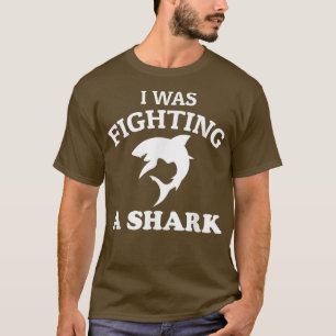 Ich kämpfte gegen eine haarsträubende Verletzung, T-Shirt