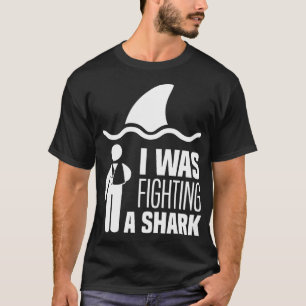 Ich kämpfte gegen eine Verletzung der Shark Arms B T-Shirt