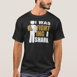 Ich kämpfte gegen eine zerbrochene Bruchwaffe T-Shirt