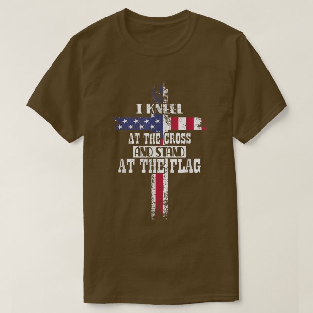Ich knie am Kreuz und stehe am Flag Happy 4 T-Shirt (Design vorne)