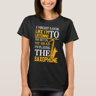 ICH KÖNNTE SO AUSSEHEN ALS OB ICH ZUHIERE ABER IN T-Shirt