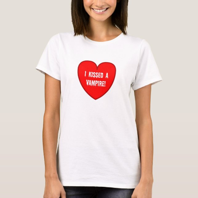Ich küsste einen Vampire-T - Shirt (Vorderseite)