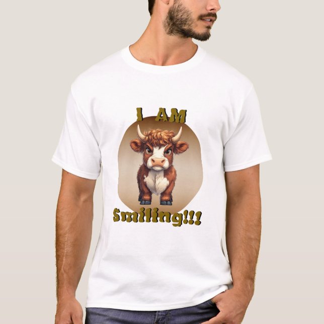 Ich lächle Highland Cow T-Shirt (Vorderseite)