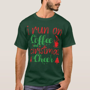 Ich laufe auf Kaffee und Weihnachts-Chef Coffein L T-Shirt