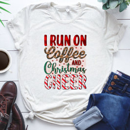 Ich laufe auf Kaffee und Weihnachts-Chef - Funny T-Shirt