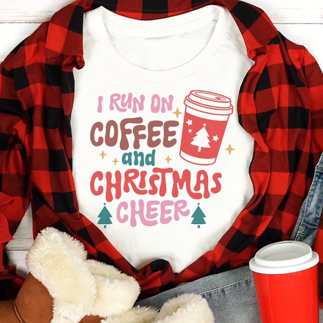 Ich laufe auf Kaffee und Weihnachts-Chef Tri-Blend Shirt (Von Creator hochgeladen)