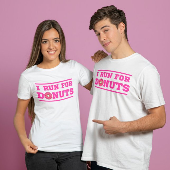 Ich laufe für Donuts pink Funny Zitat über laufen T-Shirt (Von Creator hochgeladen)
