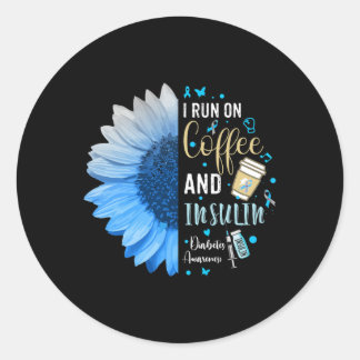 Ich laufe mit Kaffee und Insulin Geschenk für Diab Runder Aufkleber