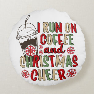 Ich laufe mit Kaffee und Weihnachtsstimmung Rundes Kissen
