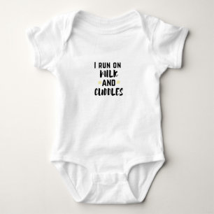 Ich laufe mit Milch und Cuddles Baby Bodysuit Strampler