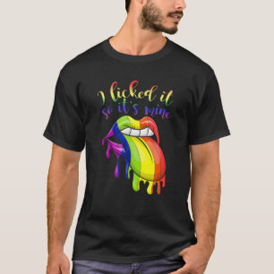 Ich leckte es so, dass sein meiner lesbischen Gay  T-Shirt
