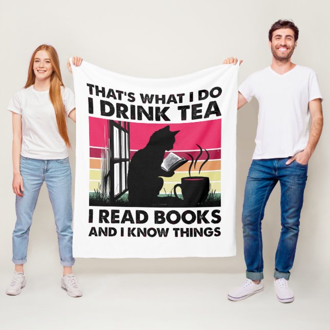 Ich lese Bücher und ich weiß Dinge Fleecedecke (Beispiel)