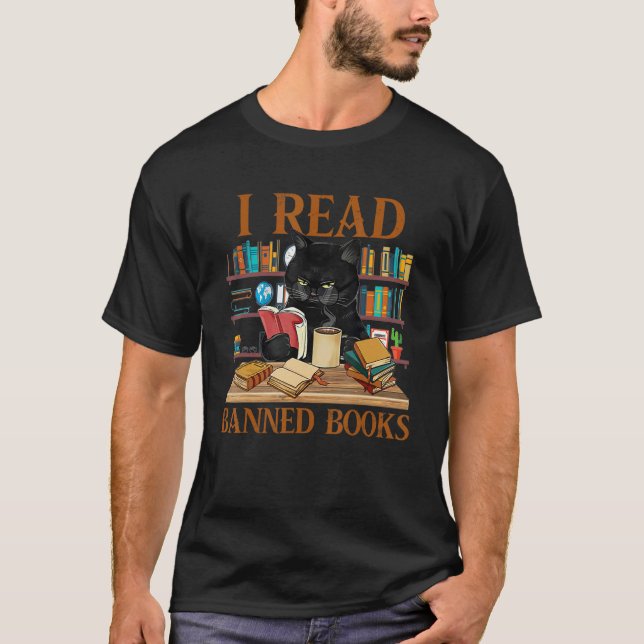 Ich lese das Buch "Banned Books Black Cat Reading  T-Shirt (Vorderseite)
