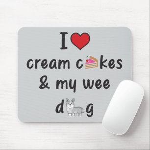 Ich liebe Cremetorten & meinen kleinen Hund Mousepad