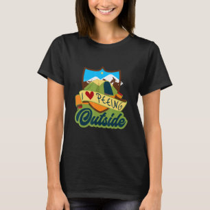 Ich liebe es, draußen zu pinkeln, lustiges Camping T-Shirt