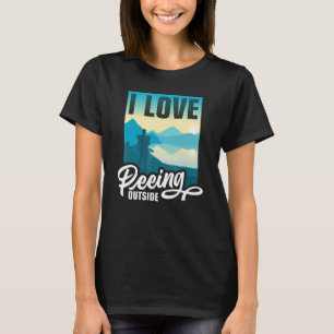 Ich liebe es, draußen zu pinkeln Wandern Camping T-Shirt