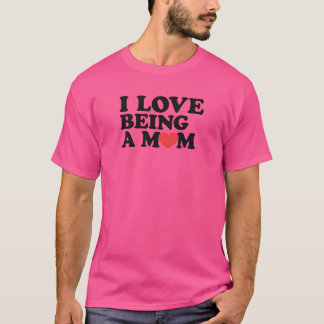 Ich liebe es, ein Muttersöhnchen zu sein T-Shirt