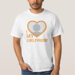 Ich Liebe Foto meiner Freundin T-Shirt<br><div class="desc">Erstellen Sie Ihre eigene Mandarine I Liebe My Girlfriend mehr als je zuvor Foto Text T - Shirt mit diesem modernen und lustigen Shirt Vorlage mit einem coolen Slab Serif Schriftart und Freundin Foto in einem großen orangefarbenen Herzen. Fügen Sie Ihr eigenes Foto, Ihren Namen oder einen personalisierten Text hinzu....</div>