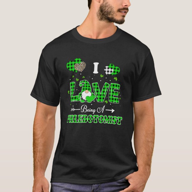 Ich Liebe ist ein Phlebotomist Gnome St Patrick's  T-Shirt (Vorderseite)