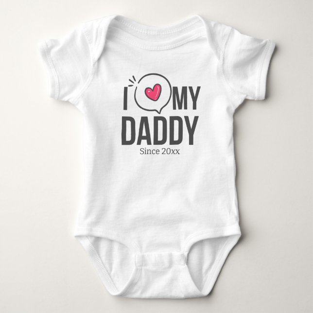ICH LIEBE MEIN DADDY BABY SCHLIESSEN CUSTOM TEXT STRAMPLER (Vorderseite)