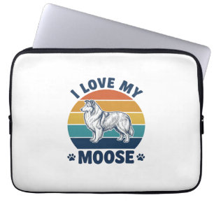 Ich liebe mein Elchhund Retro Gravur Design_1 Laptopschutzhülle